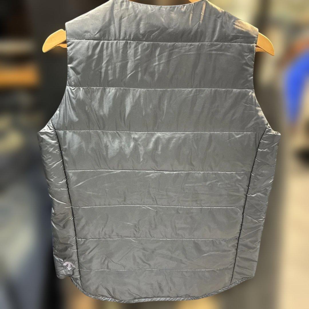 N*o様 DESCENTE オルテライン　ネイビー　キルティング ダウンベスト