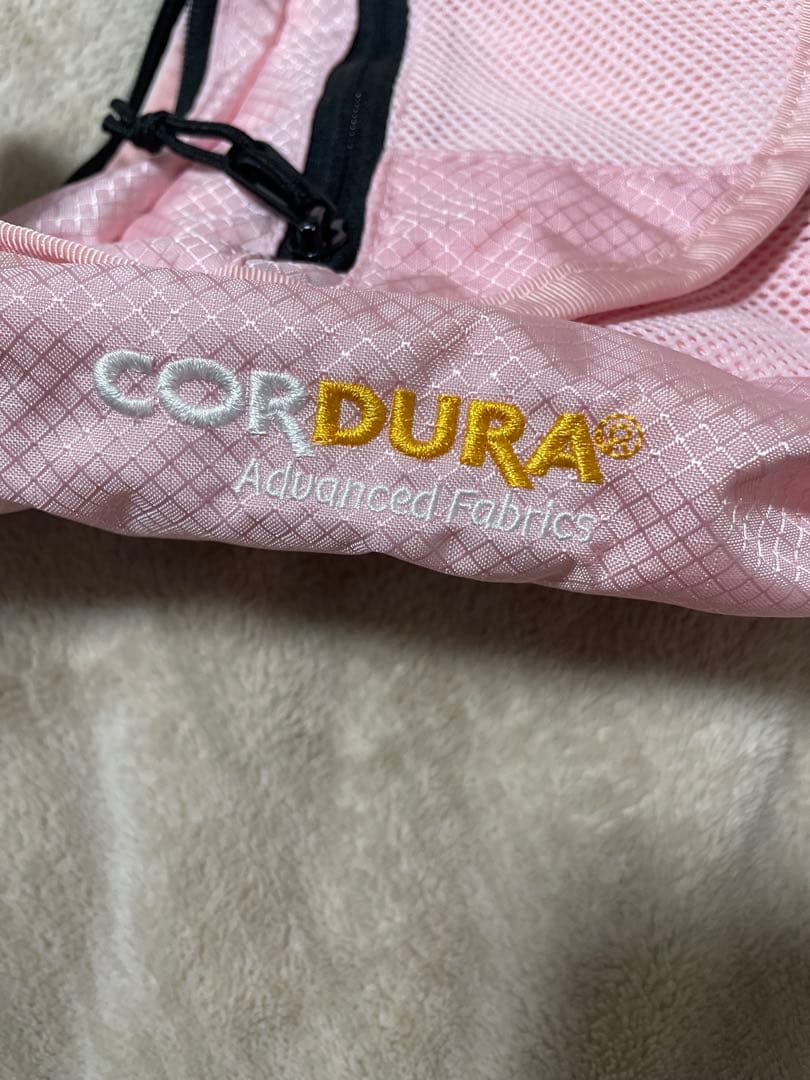 セール中　SUPREME Small Messenger Bag バッグ ピンク