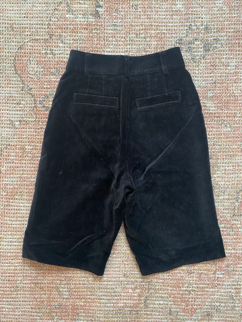 新品タグ付可愛い♡ルルロジェッタlere logetteベルベットハーフパンツS