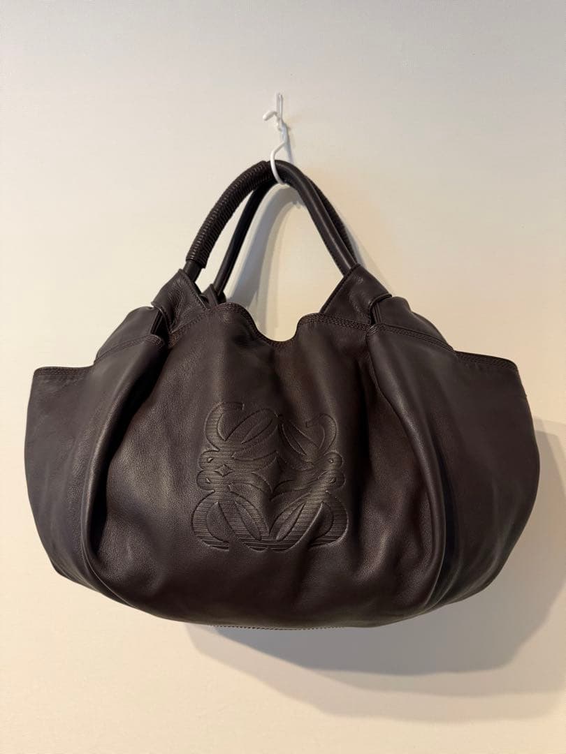 ロエベ　ナッパアイレ