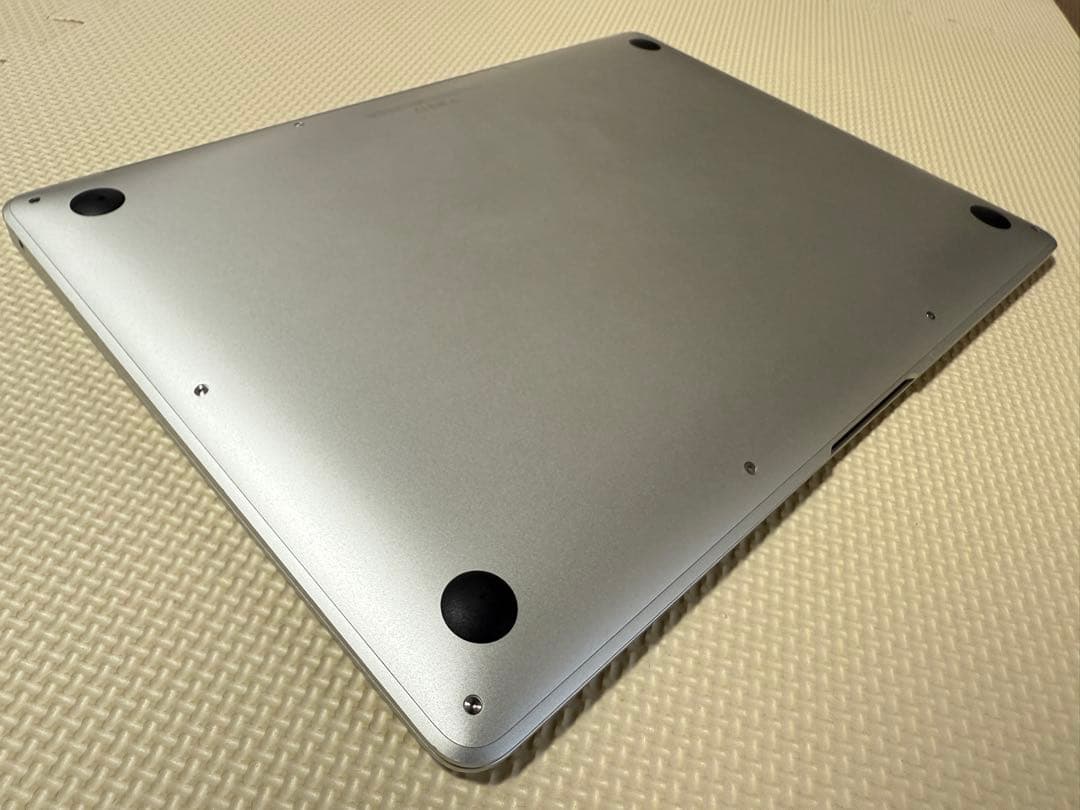 MacBook Air M1 13.3インチ　メモリ16GB　SSD512GB