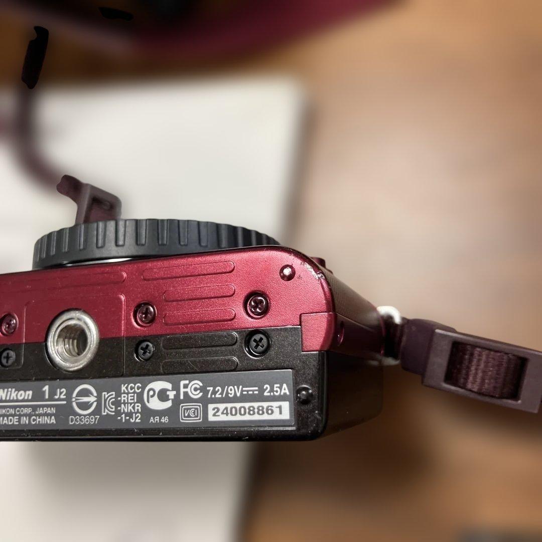 ミラーレスカメラ　ニコン1 J2