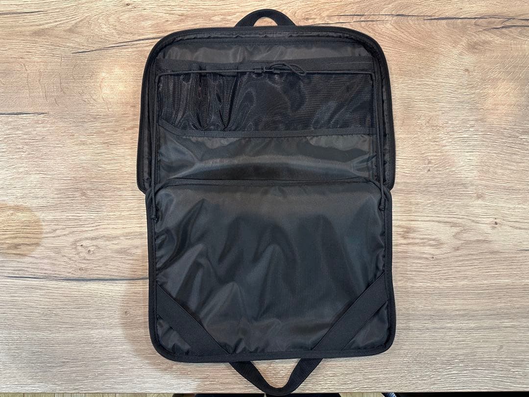 Apple M2チップ搭載13インチMacBook Air 256GB