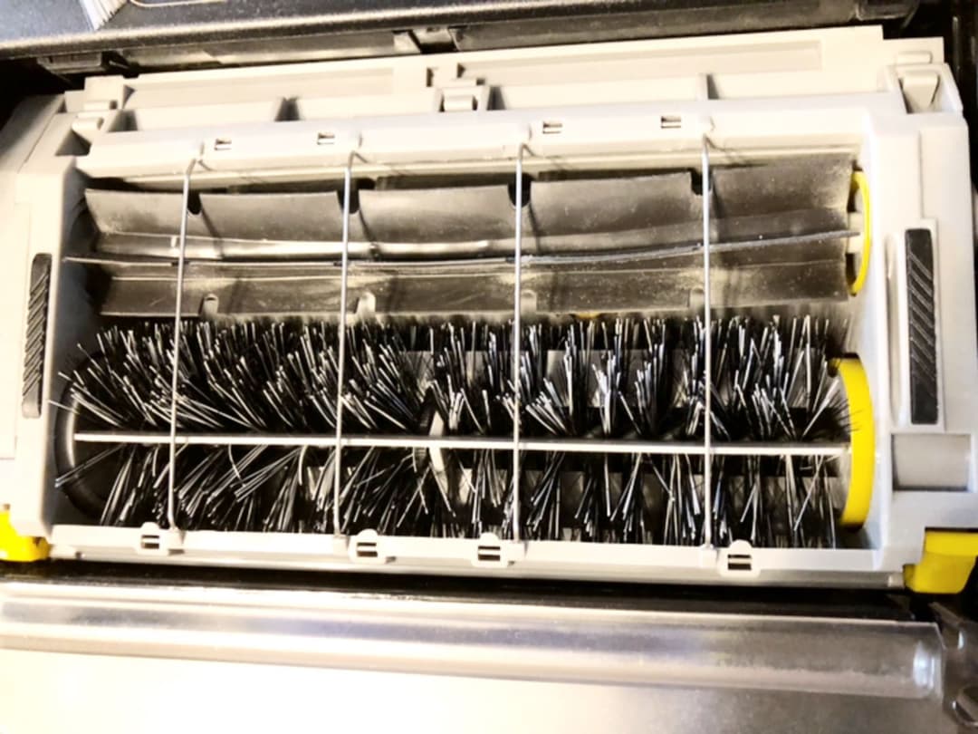 ｉＲｏｂｏｔ社 ロボット掃除機 ルンバ ブラック R627060 中古 美品