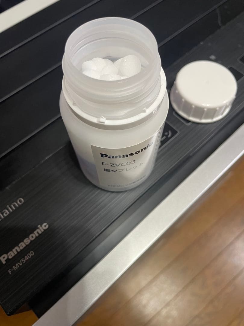 電極・フィルタ新品❗️ 22年製空間除菌脱臭機ジアイーノF-MV5400 シルバー