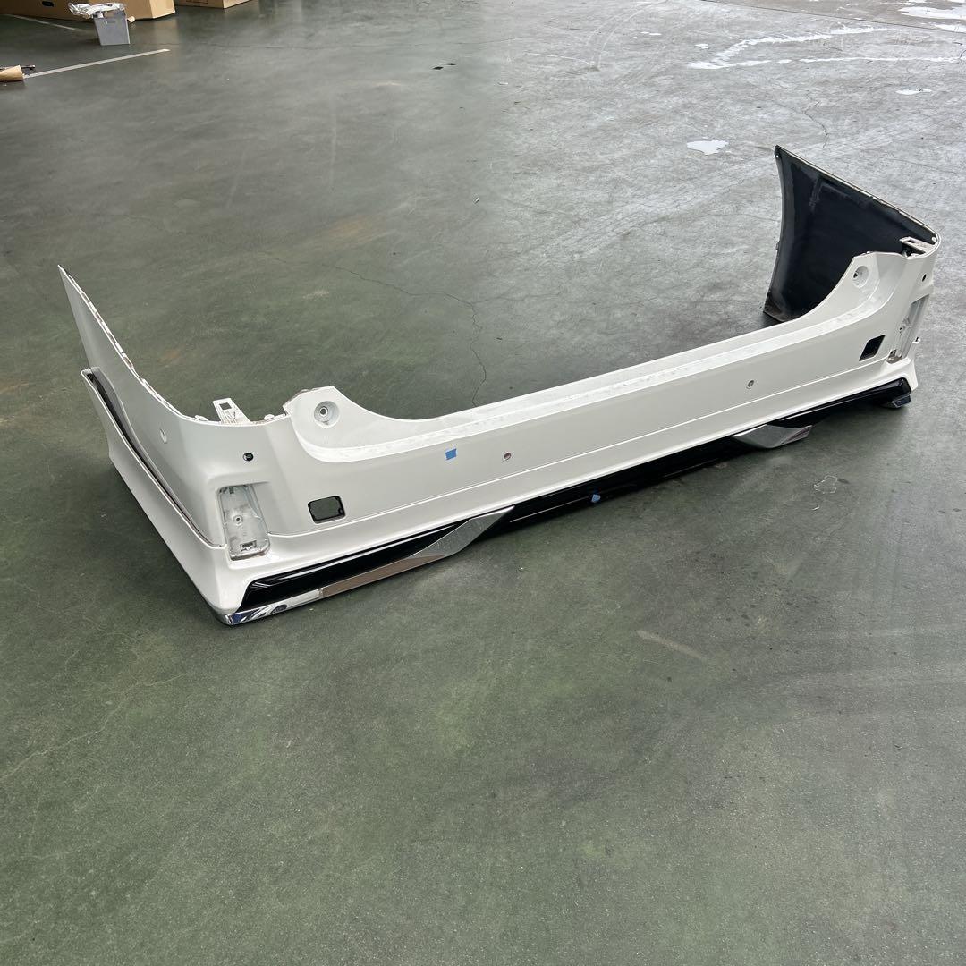 アルファード　バンパー　エアロ