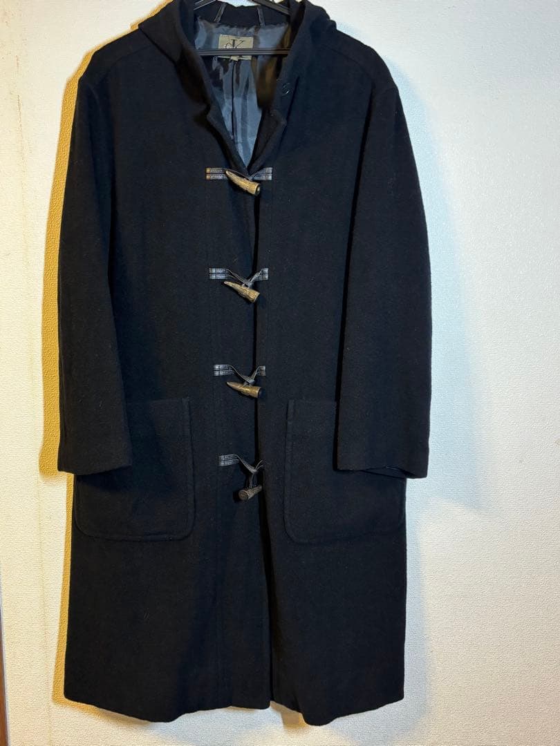 カルバン・ クラインの黒いダッフルコート