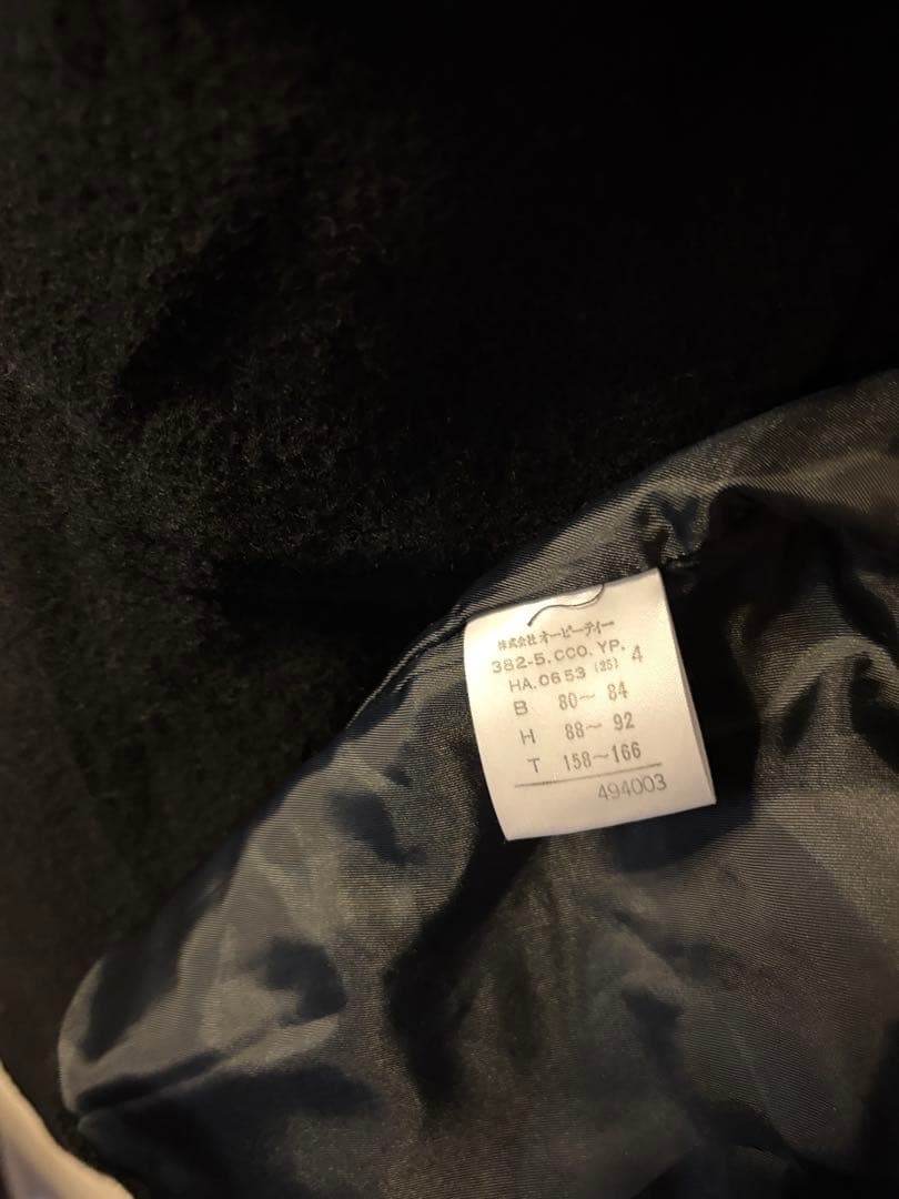 カルバン・ クラインの黒いダッフルコート