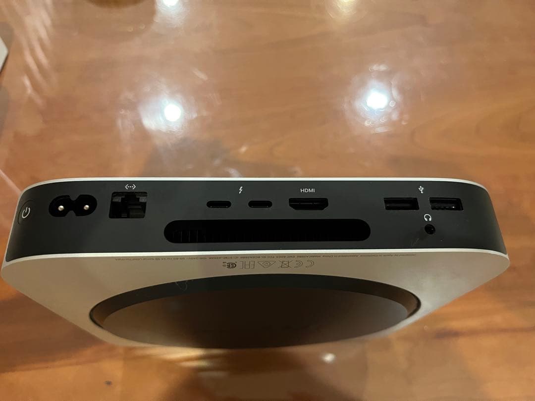 M2 Mac Mini 16GBメモリ／256GB SSD 美品