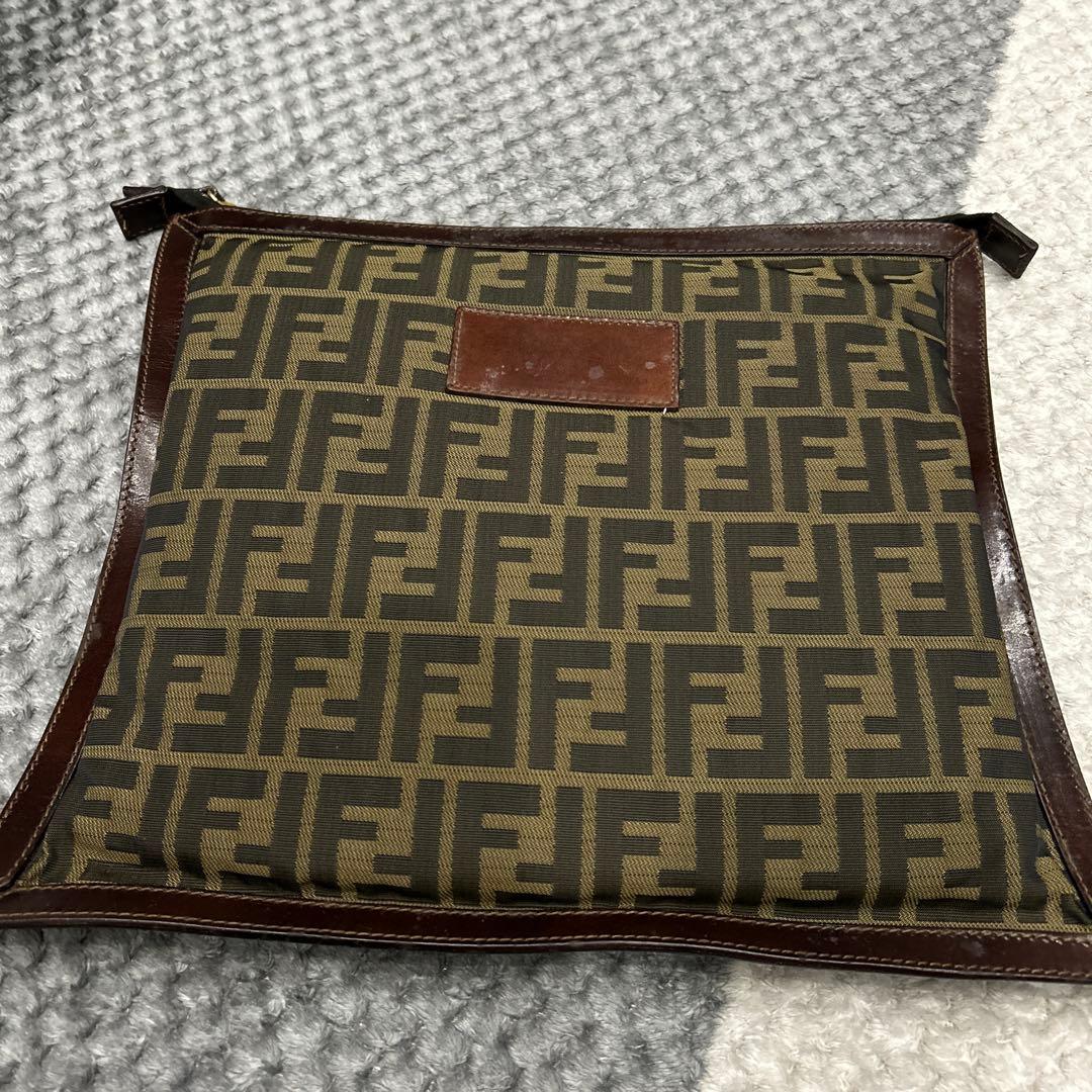 FENDI フェンディ ズッカ柄 キャンバス×レザー クラッチバッグ
