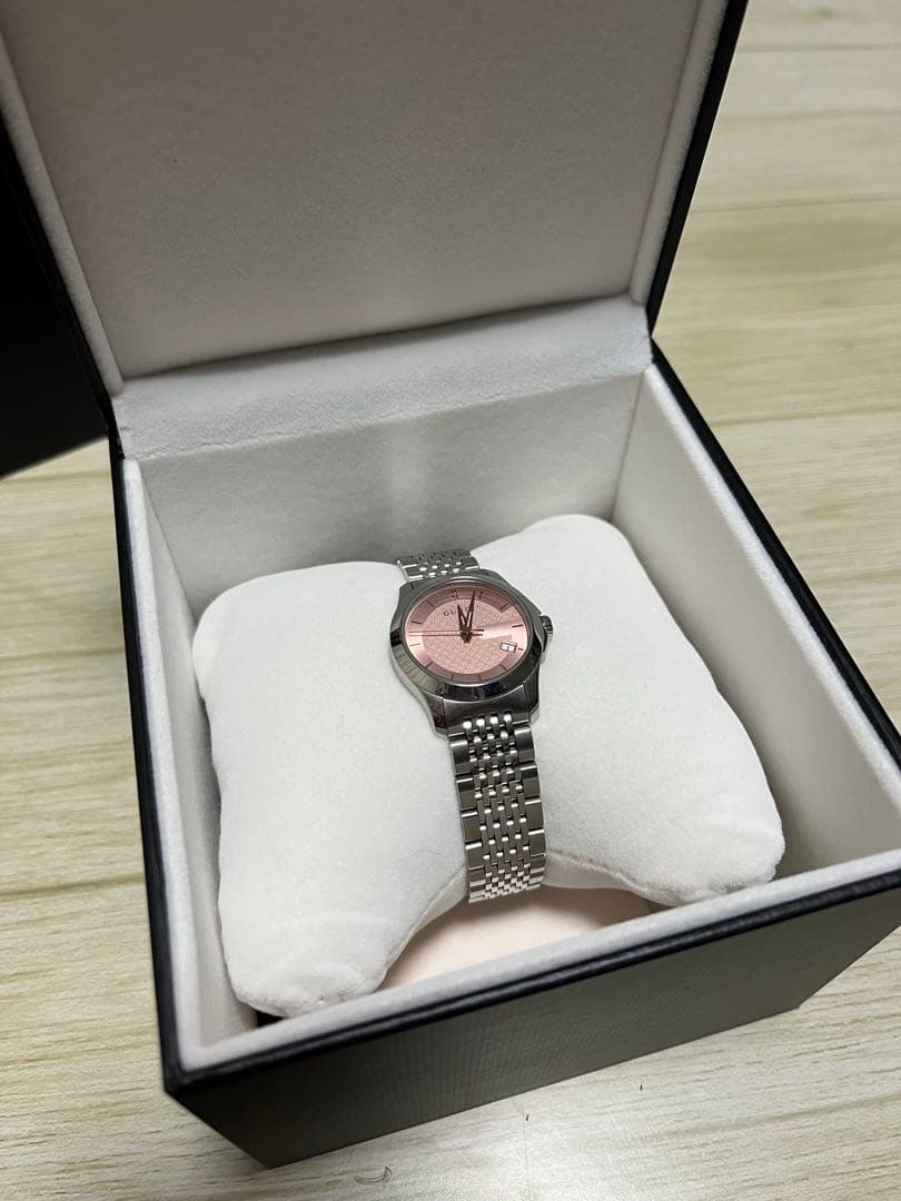 GUCCI ピンク文字盤 時計