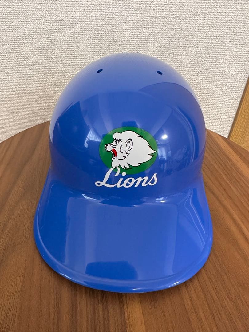 希少品！西武ライオンズ レプリカヘルメット　未使用品