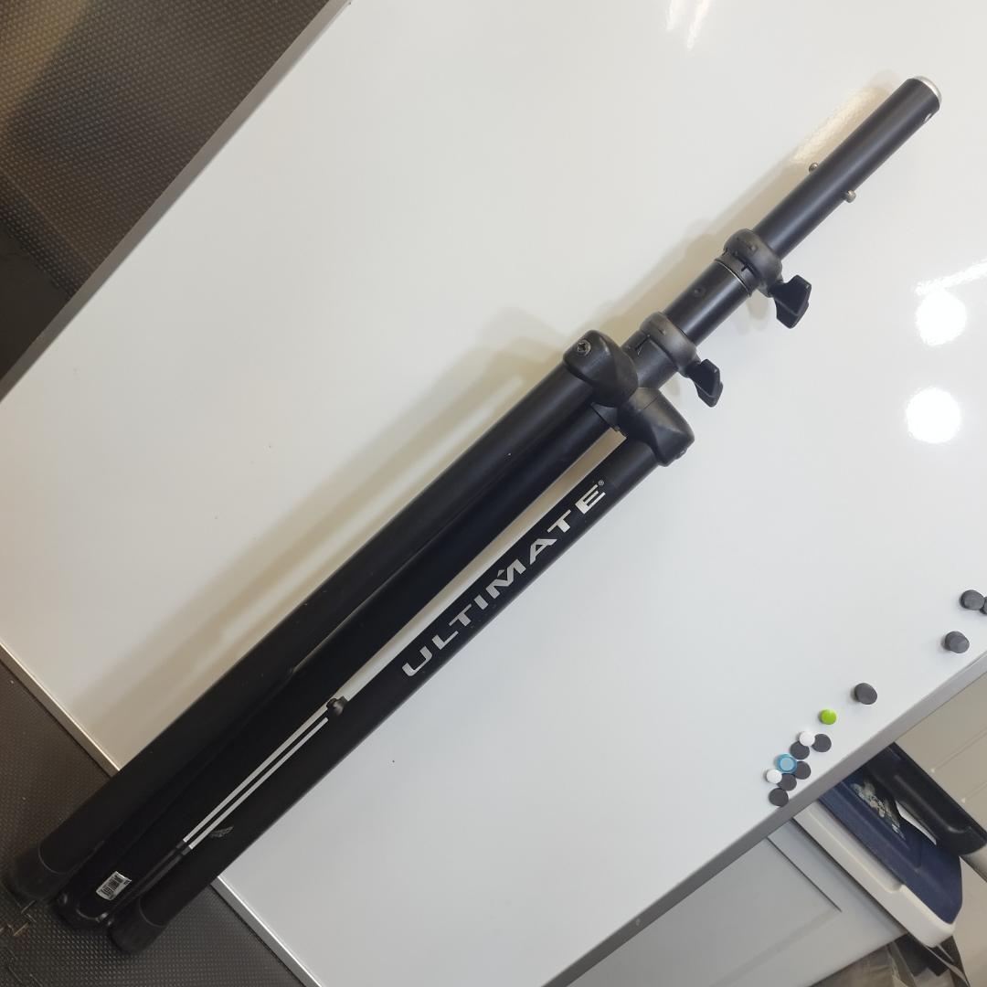 ULTIMATE スピーカースタンド TS-80B 2本　セット