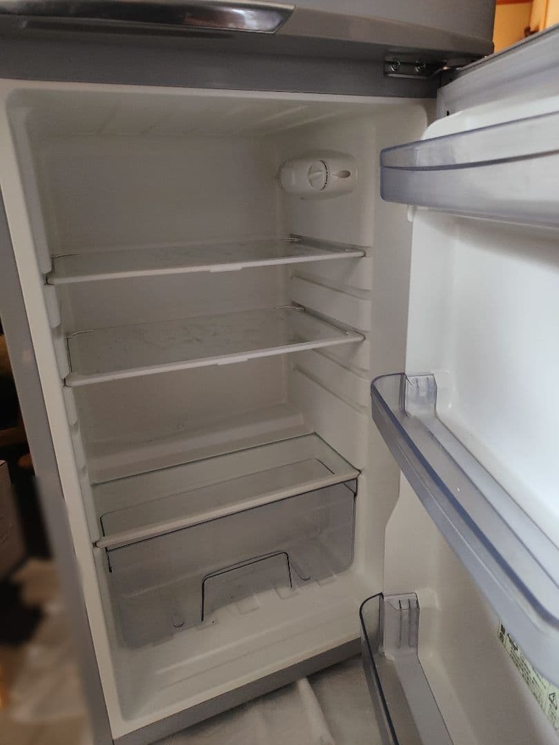 送料込み　値下げ中　冷蔵庫　sjh12w　シャープ