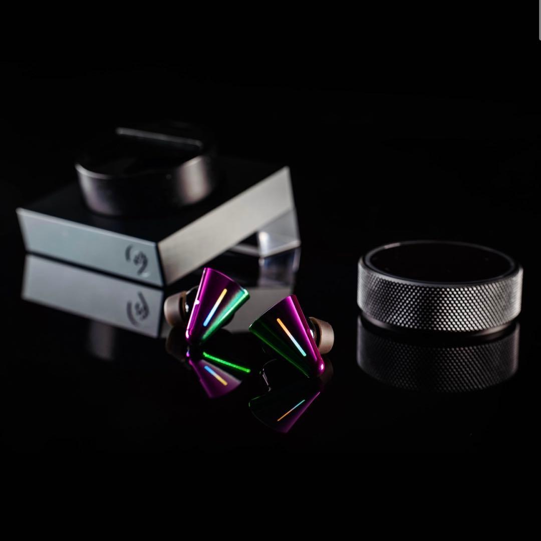 10/31まで Angry Miao CYBERBLADE ゲーミングイヤホン