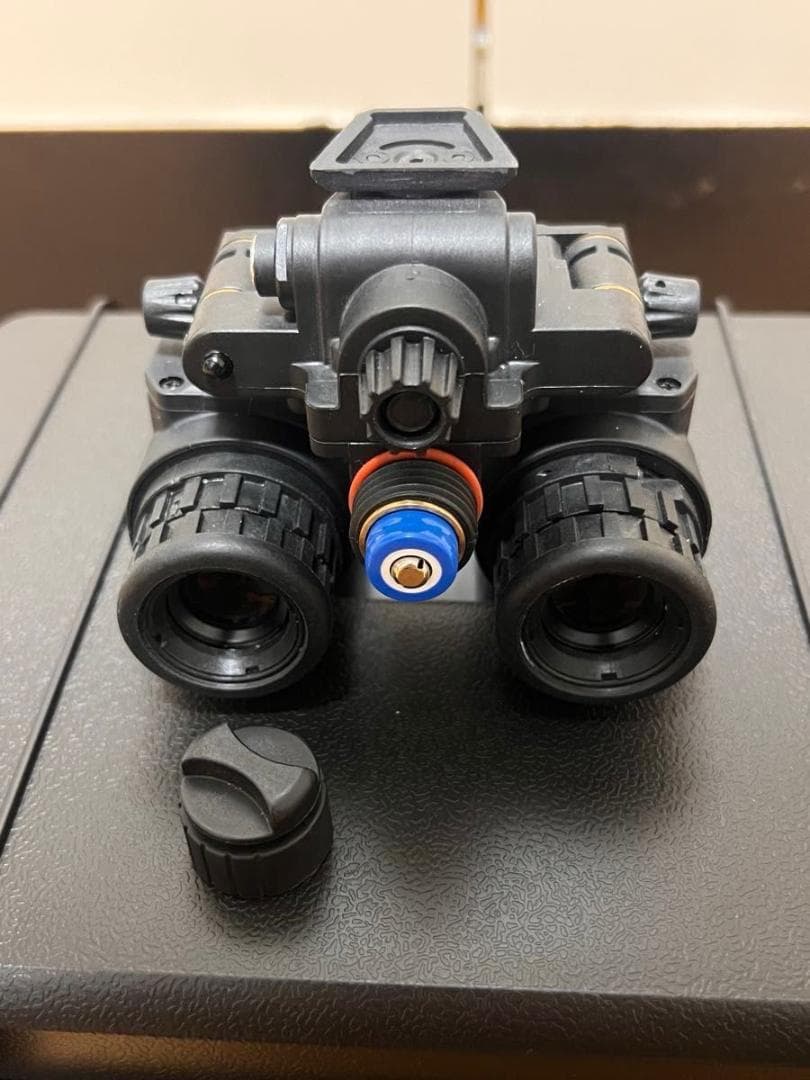 PVS31　デジタルナイトビジョン 実動(充電器、ケーブル付属なし)