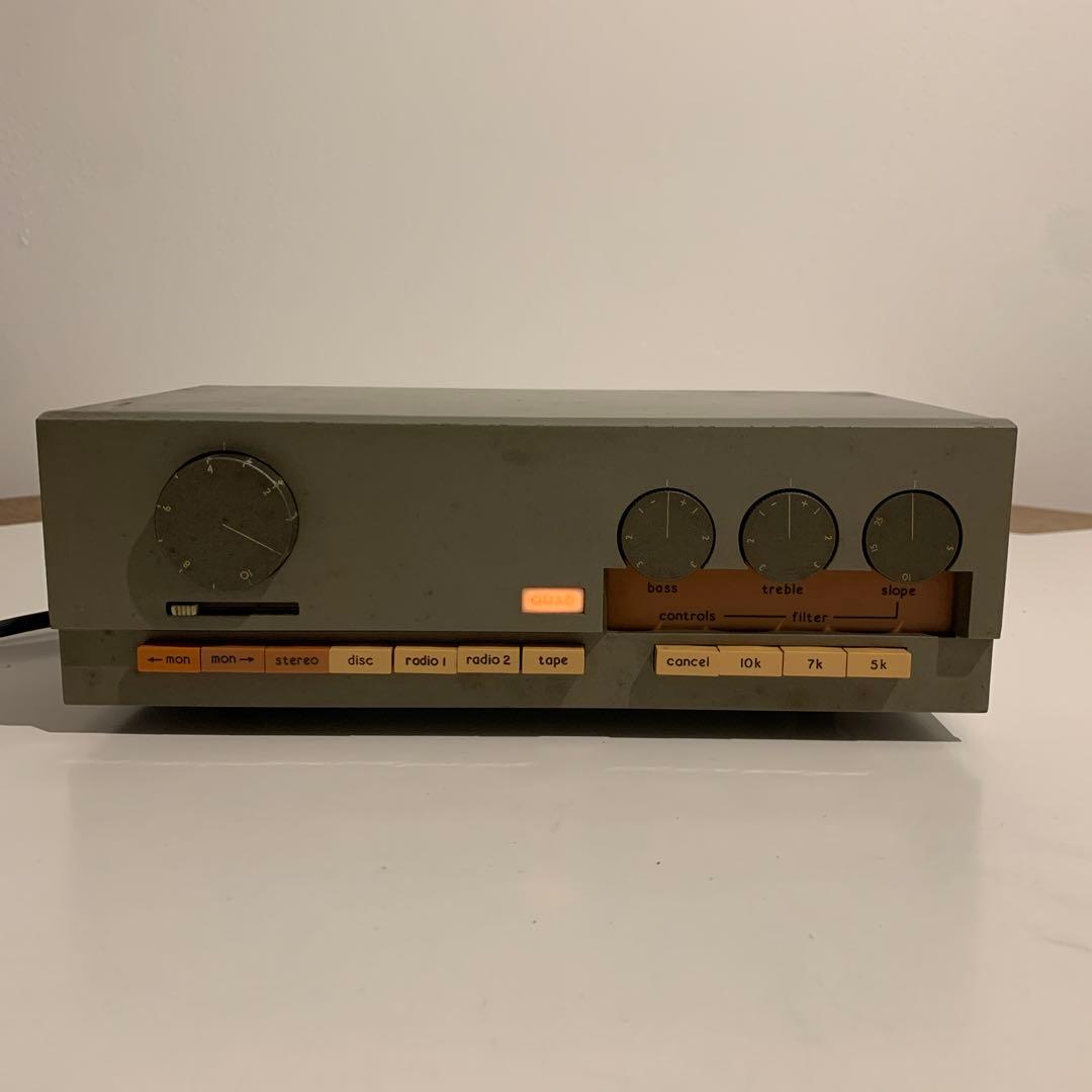 QUAD33通電OK＋303未確認ヴィンテージアンプジャンク扱い未確認ケーブル付