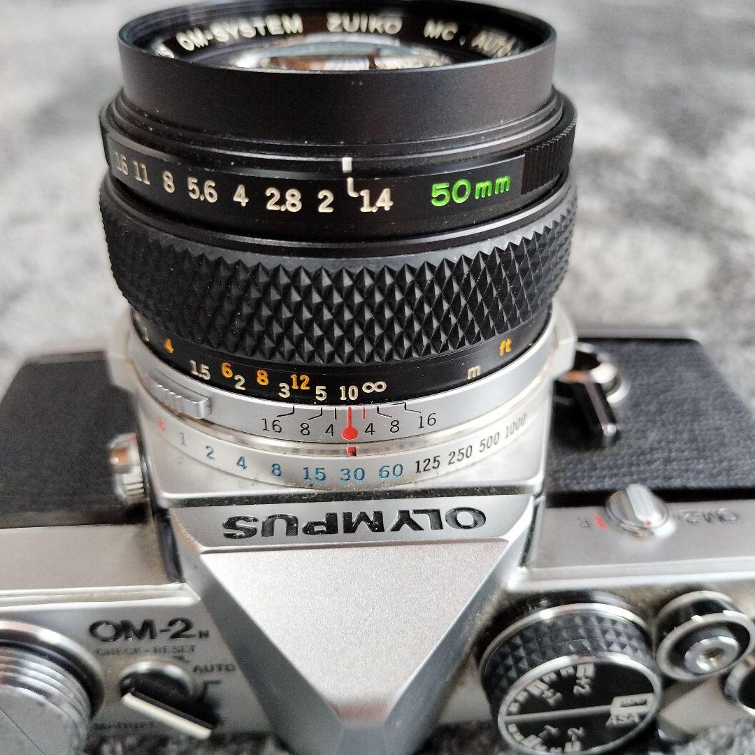 OLYMPUS OM-2 一眼レフカメラ 50mmレンズ付き