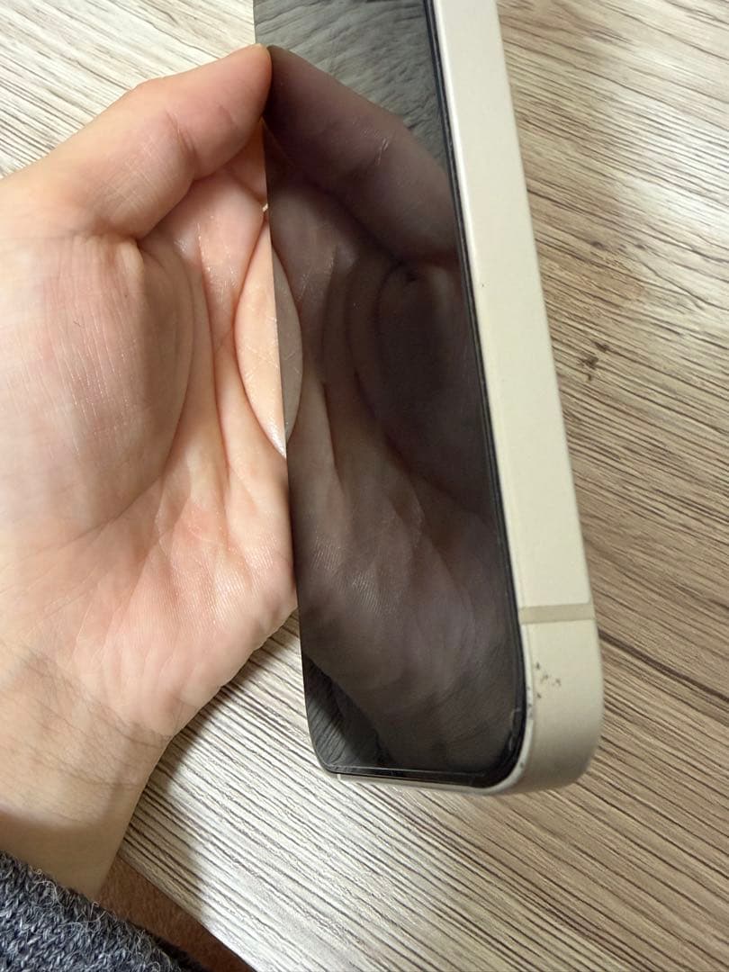 （箱、有線イヤホン、ケーブル付）Apple iPhone 13 128GB