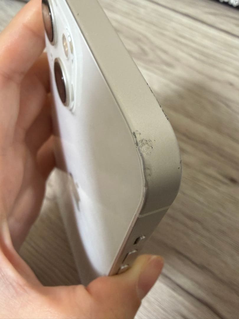 （箱、有線イヤホン、ケーブル付）Apple iPhone 13 128GB