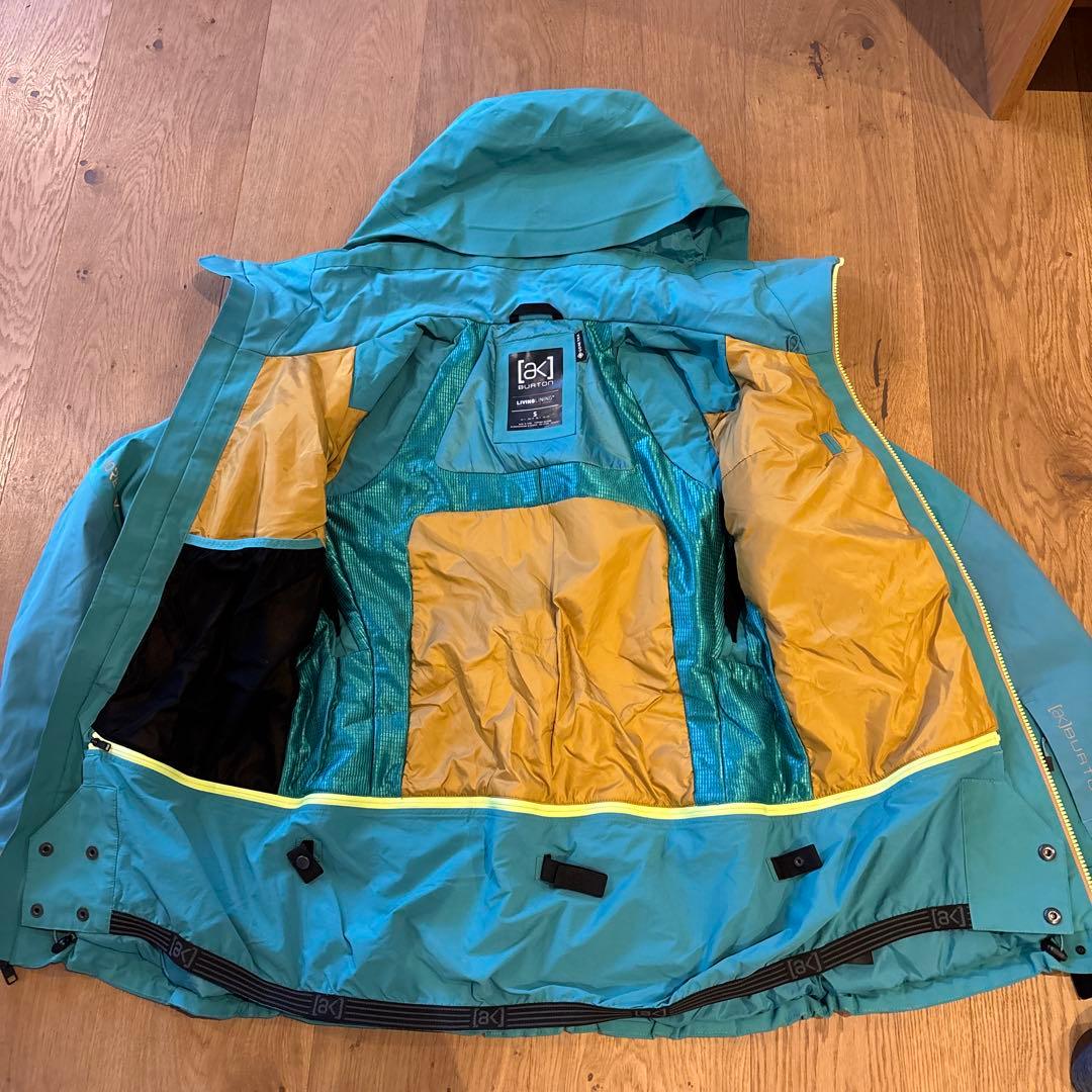 2018 ak バートン　ビブパンツとジャケットセット美品