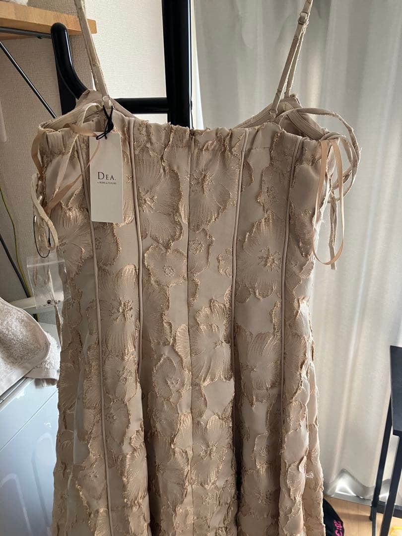 花柄ジャガードパイピングミディキャバドレス