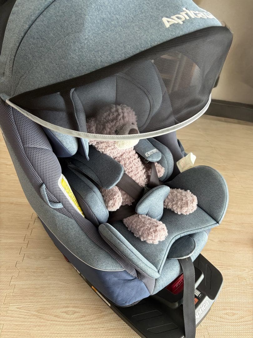 アップリカ　アプリカ　クルリラ　AD チャイルドシート