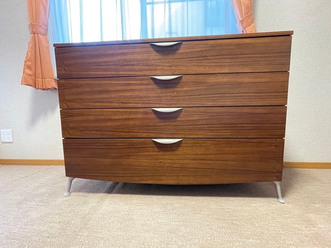 ブラウン木製チェスト 4段