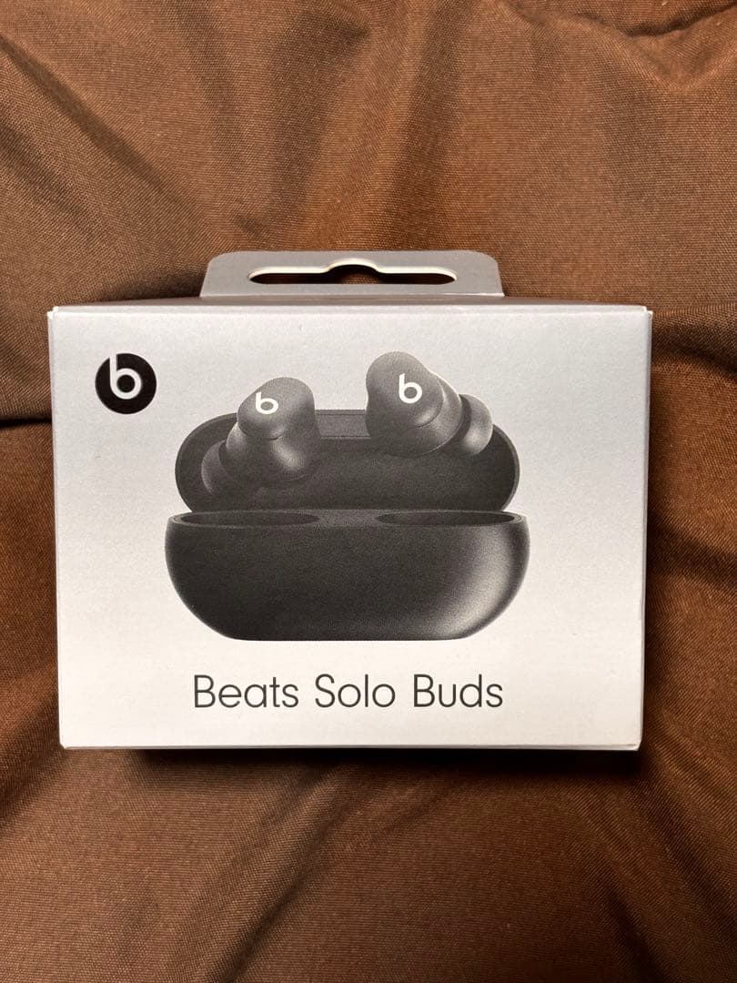 イヤホン Beats solo Buds