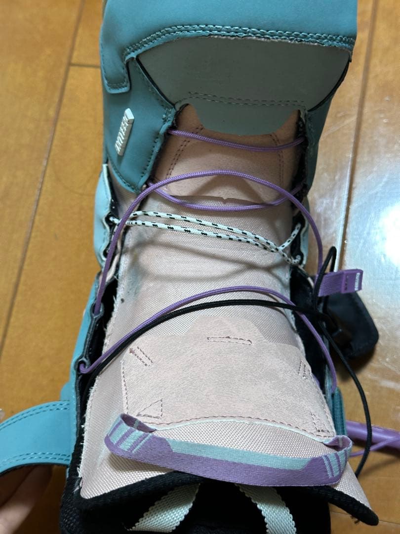 DEELUXE ID スノーボードブーツ (女性用)