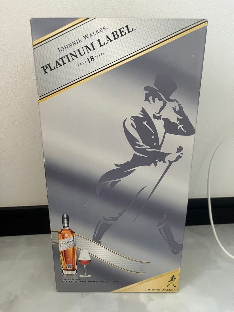 【終売品 未開封 】ジョニーウォ−カー プラチナムラベル 18年