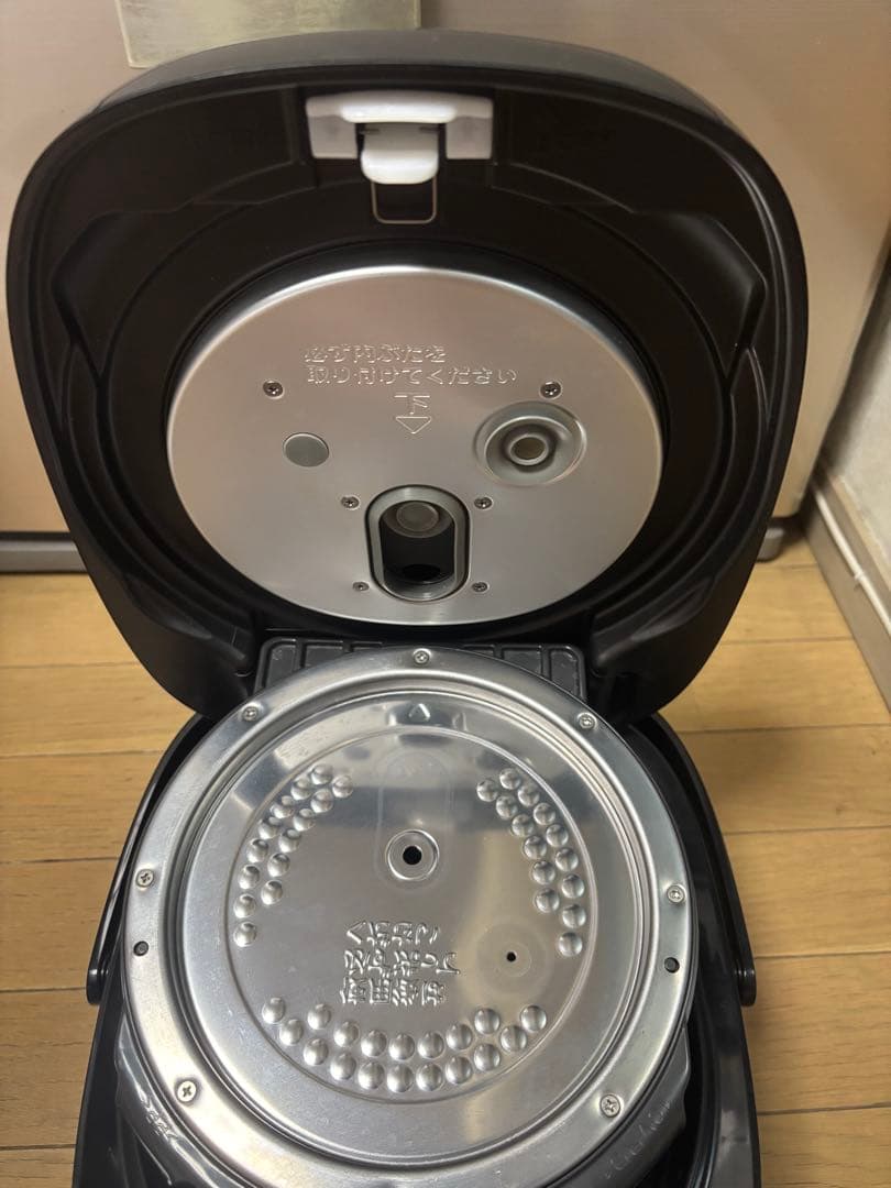 TOSHIBA RC-10VRV IH炊飯器 匠炊き 5.5合 2024年製