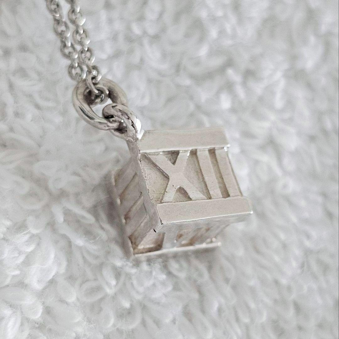 Tiffany & Co. シルバーアトラスキューブペンダント