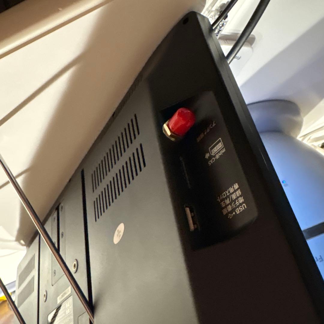 ドンキ　持ち運び可能、バッテリー内蔵モバイルモニター