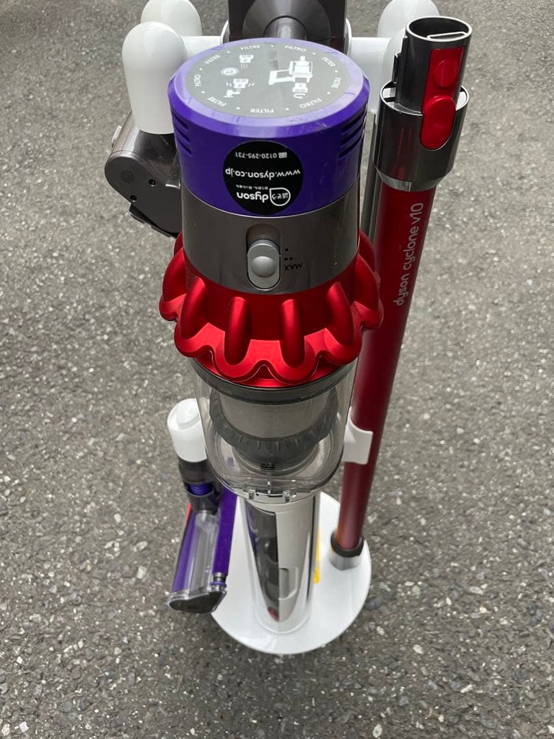 【直営店限定・美品】Dyson V10 サイクロン掃除機 専用ドック付｜動作良好
