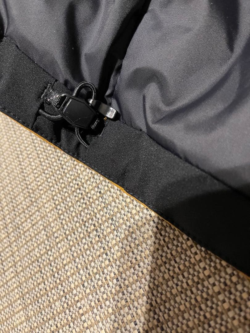 【新品】マムート ストーニー ハードシェル サーモ ジャケット 中綿入りタイプ