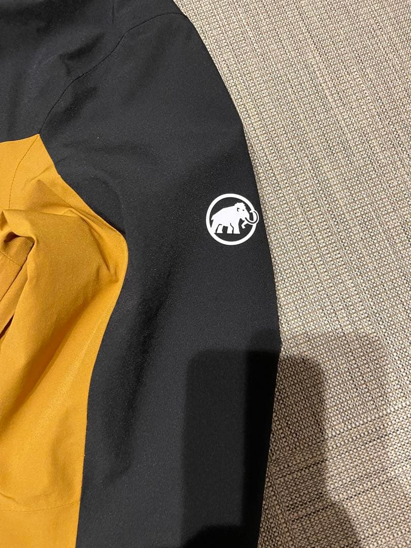 【新品】マムート ストーニー ハードシェル サーモ ジャケット 中綿入りタイプ