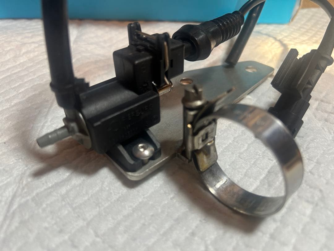 アバルト595 Forge ブローオフバルブ