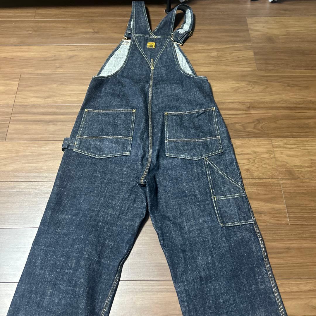 トロフィークロージング　オーバーオール