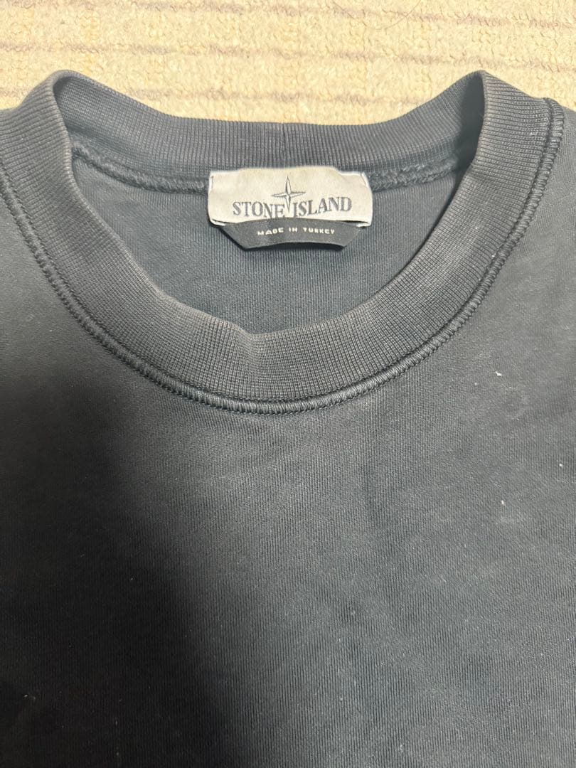 Stone  ブラック クルーネック トレーナー