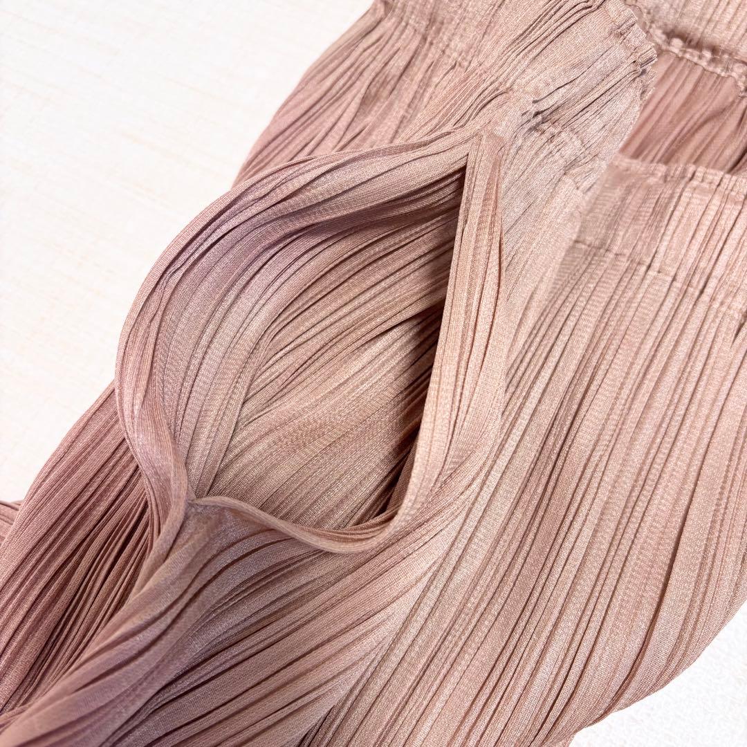 プリーツプリーズ　近年　テーパードパンツ　ポケット　ベージュブラウン　サイズ1