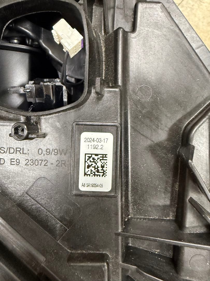  純正 LED ヘッドライト RH ★4シリーズ対応 ⑥クーペ　カブリオレ