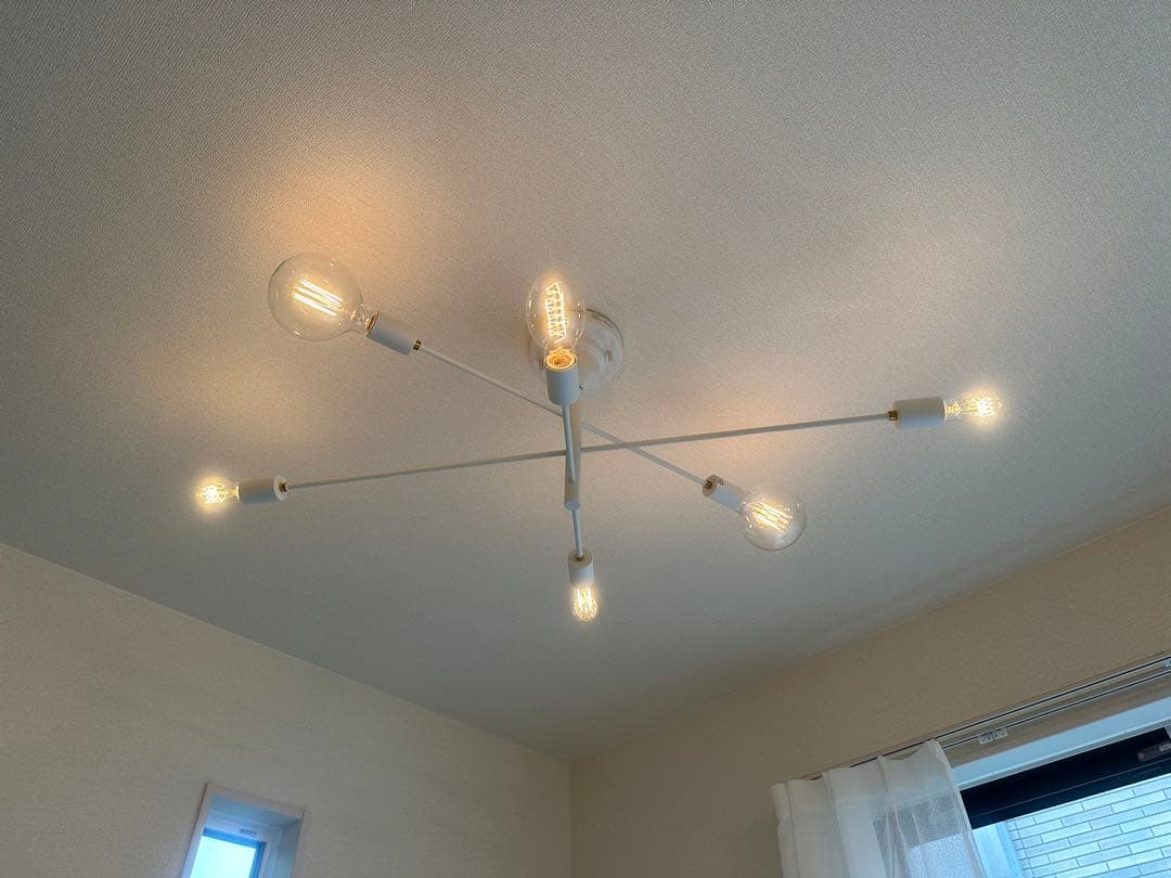 モダンシーリングライト 6灯 ホワイト 東京インテリア