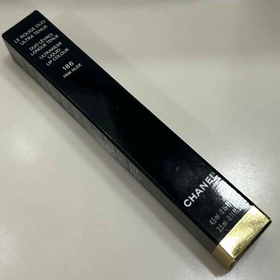 CHANELルルージュデュオウルトラトゥニュ 186 ピンクヌード