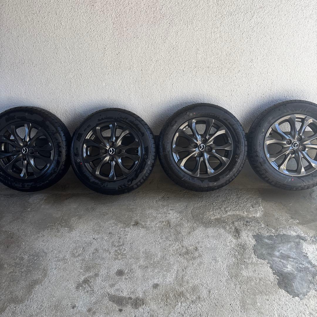 MAZDA2 ホイールタイヤセット　185/65R15ノーマルタイヤ