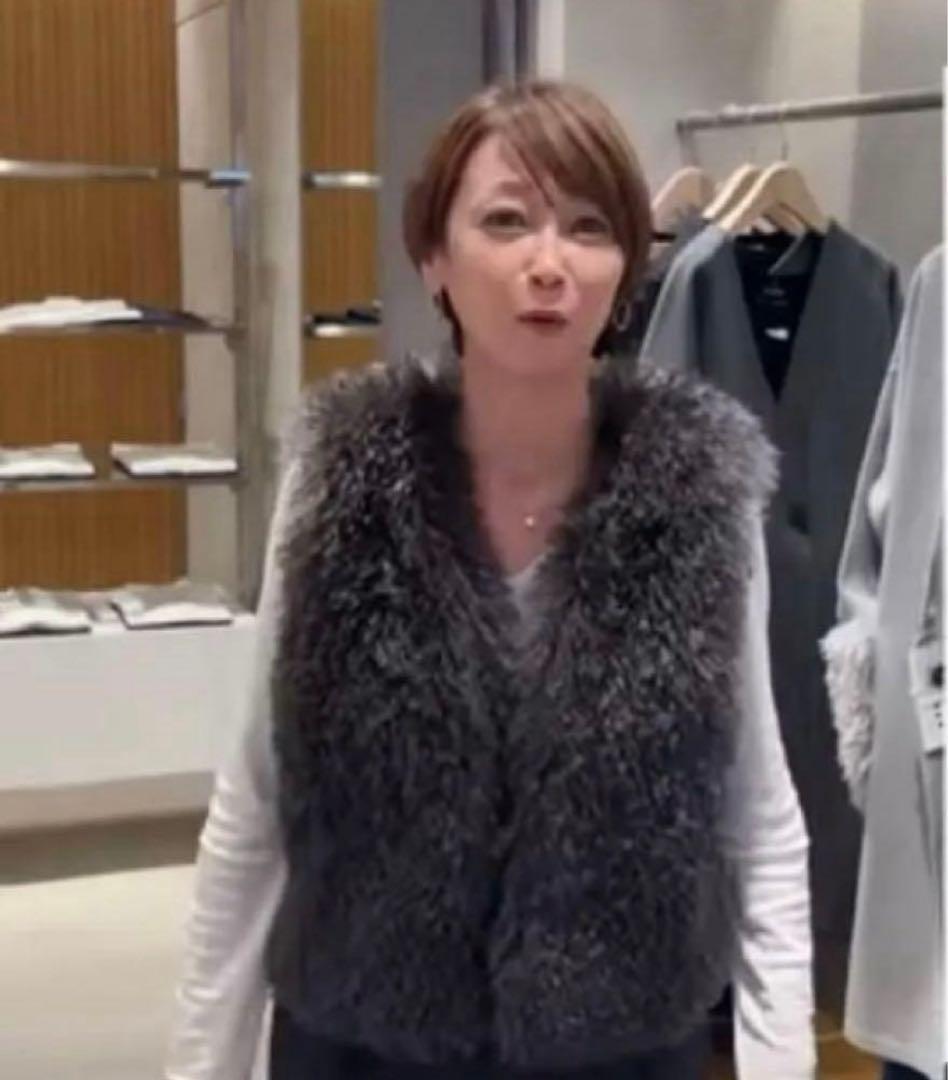 今期完売　three dots ウェイビーファー ショートジレ Wavy fur