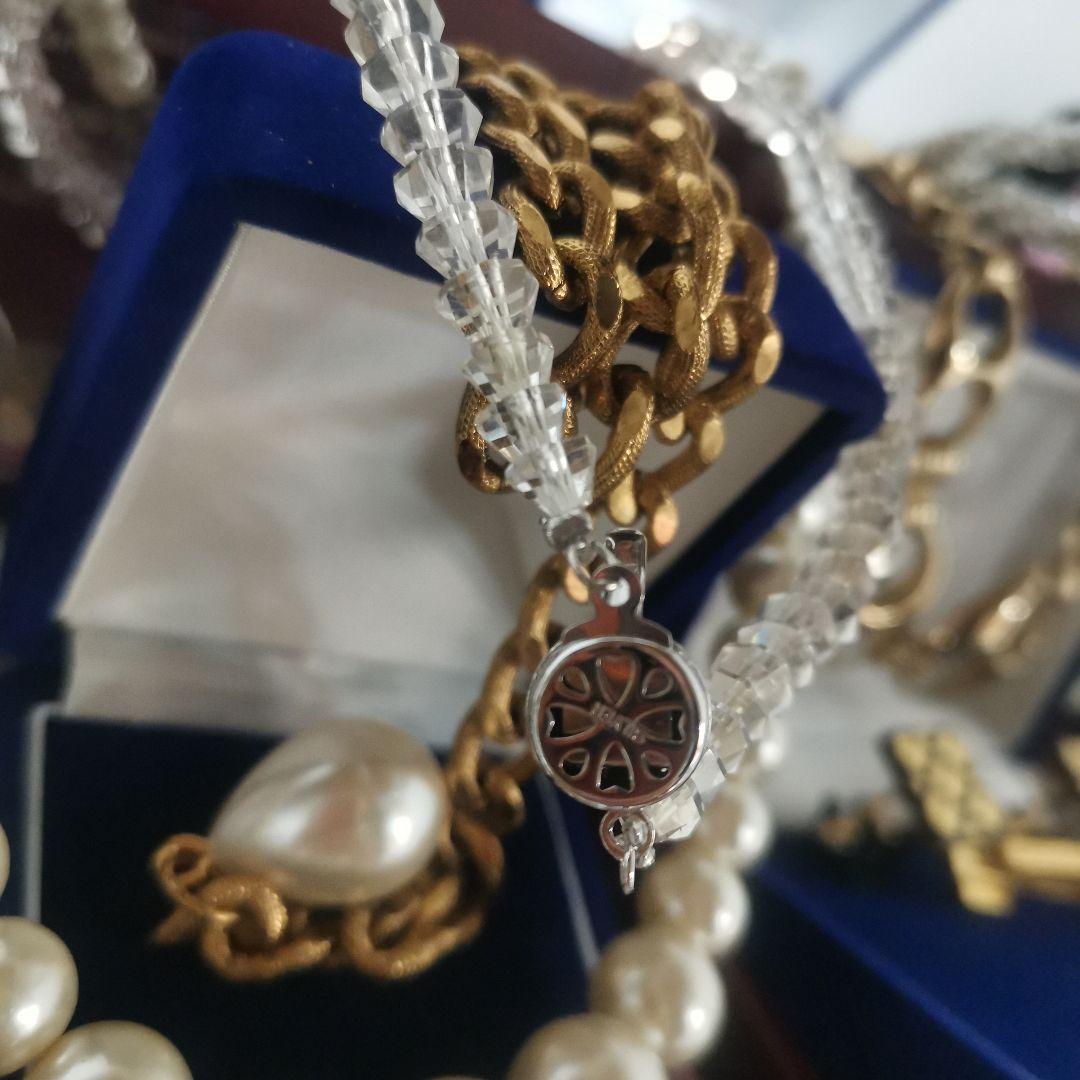 【秘密のうなぎ】遺品整理 大量アクセ 刻印 指輪 金色 喜平 ブローチ