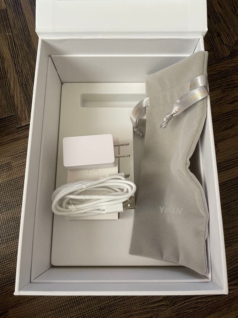 YAMAN 美顔器　ブルームレッド　S10