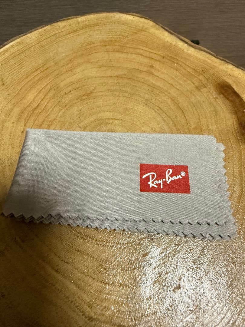 Ray-Ban サングラス　ORB2140F