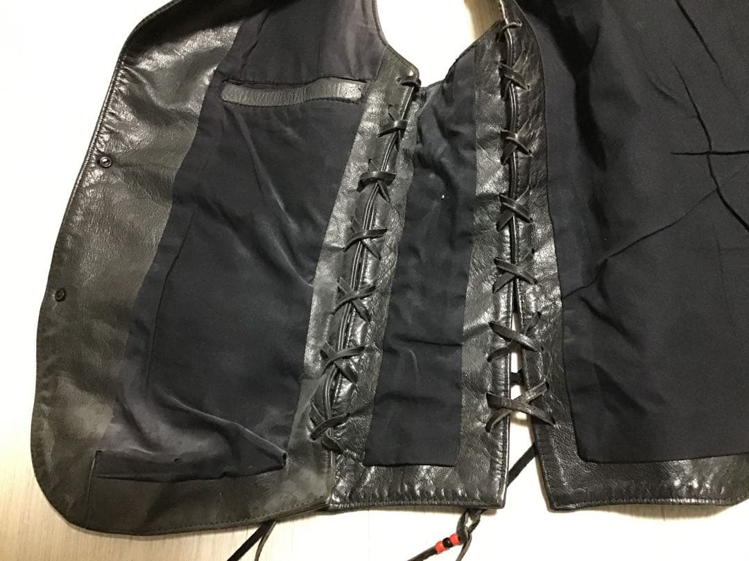 本革ブラックレザーベスト　ネイティブ　ライダース　ヴィンテージ